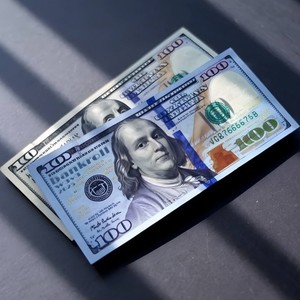 Бэнкролл (prod.by NEWWEN|Explicit)