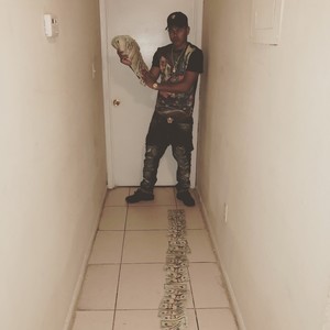 Paperchaser (Explicit)