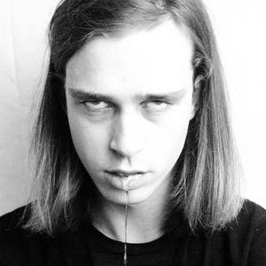 Gizmo - Virus (Explicit)