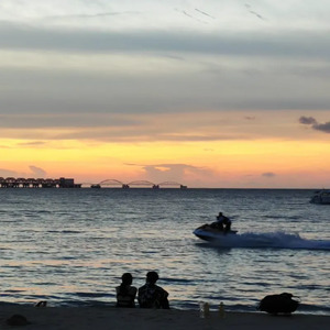 与你同行-pretend