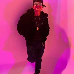 Wasting time (feat. Flex One) (Explicit)