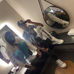 Hood trophies (feat. Coreyblood) (Explicit)