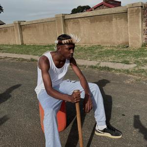 F1 (feat. LEO$ART) (Explicit)