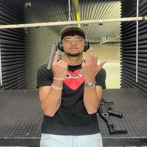 COOKIES & CREAM (feat. Fl7m3r)