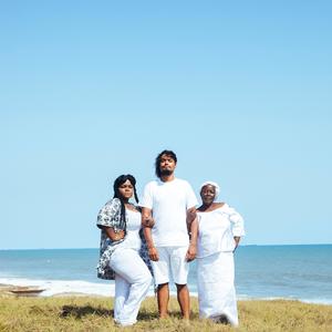 INVINCIBLE (feat. Ayesha's Passions & Quayba) (Explicit)