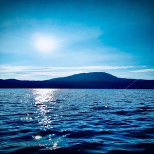 Empty streets (feat. Sonny skies)