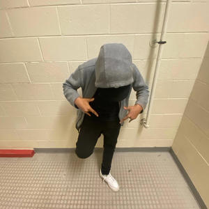 Who dfk (feat. Kbmspinz) (Explicit)