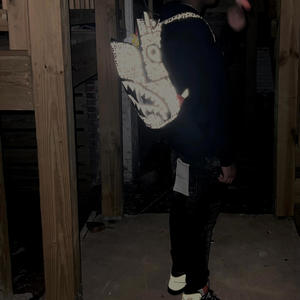 Hop Aht 2 (feat. ynrdj)