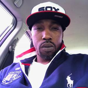 MoTiVaTiOn (feat. T.Y.V.O.J.) (Explicit)