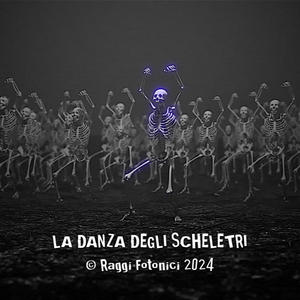Spooky Scary Skeletons (La Danza degli Scheletri) (Italian version|Spooky Scary Skeletons - Italian Version)