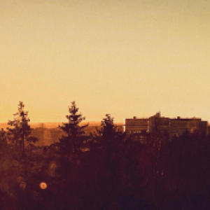 Oot vain siinä (feat. Laura)