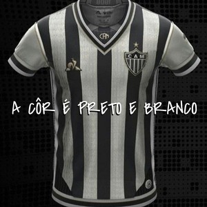 A CÔR É PRETO E BRANCO (Explicit)