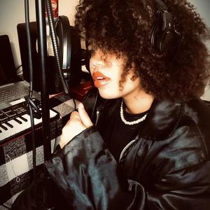 Studio Gangster (Explicit)