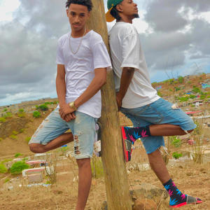Um manhan diferenti (feat. Vhabulla) (Explicit)