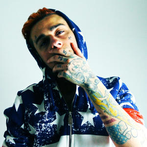 Instagram Girls (Explicit)