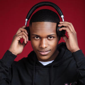 Musketeers (sgija) (feat. Tlhasbiy Jay & M&M Projects)