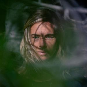 Elle danse - Quitte à être là