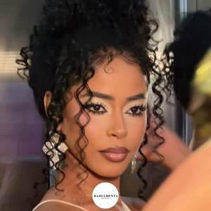 UMA BONECA DESSA VS SUA EX GOSTOSA