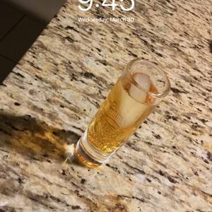 On tour (feat. GEEKINZ) (Explicit)