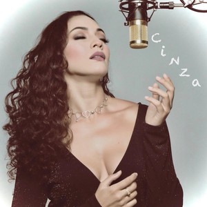 Cinza