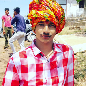 हे पिया मैं तो जयपुर में घूमैऊगीं