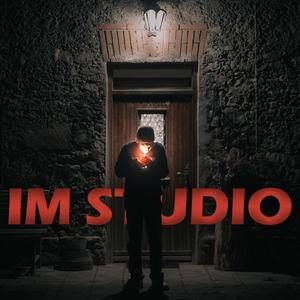 Im Studio (Explicit)