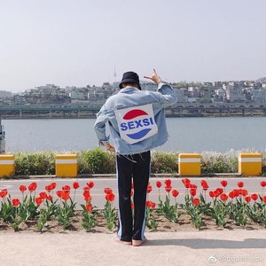 他们都想像我这么做 - 莫锦鑫封面