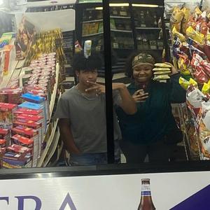 Drum Set Go (feat. Rapstar Tino) (Explicit)