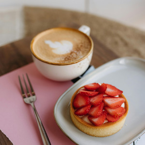 Nụ Cười Đầu Ngõ