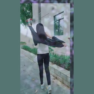 全宇宙最可爱的小松鼠