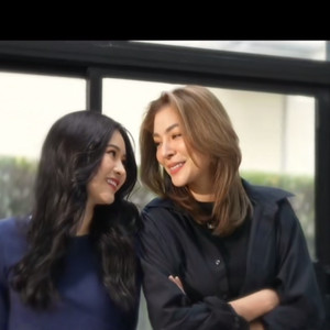 我们应该在一起 (Live)