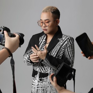 老韩很哇塞-为爱受伤的人[MP3_LRC]_MP3下载
