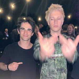 2 man band (feat. zeb) (Explicit)