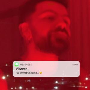 Ea asteapta acasa... (Explicit)