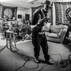 Never Follow (feat. Chris Dow) (Explicit)