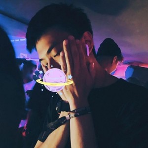 别告诉我（PROD BY WHIZZBIZ） (Single Version)