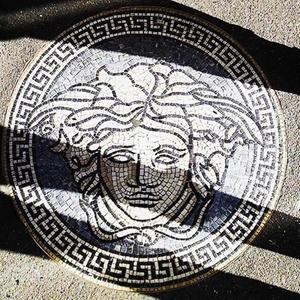 еяхат музыка - EA7-Shake a leg