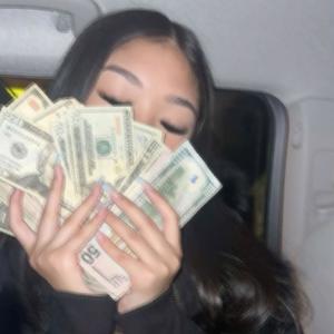 solo (feat. kortekitty) (Explicit)