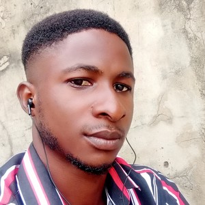 Wanna be (feat. Gbovo)