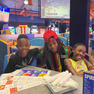 Cold roads (feat. ThatgirlRaina) (Explicit)