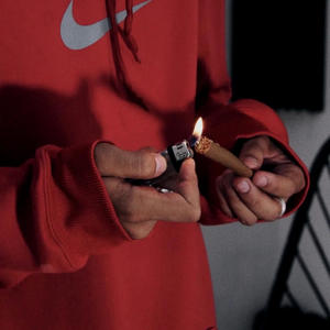 Se Prendio (feat. Axel GH & Raven Studio) (Explicit)