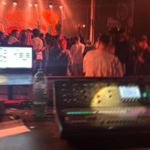 BIUM (Blocat In Interiorul Unui Moshpit) (feat. Grepy) (Explicit)