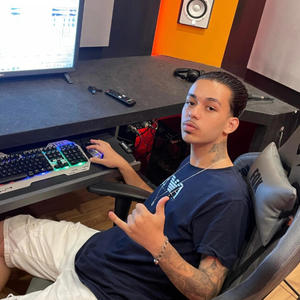 AS PIRANHA LÁ DA INESTÃN (Explicit)