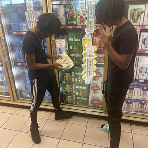 glock40tucked (feat. smalldrac) (Explicit)