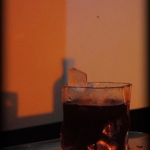 唯一（我知道爱本质无异）-哲鸣