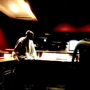 Crown(feat. Motiv) (Explicit)