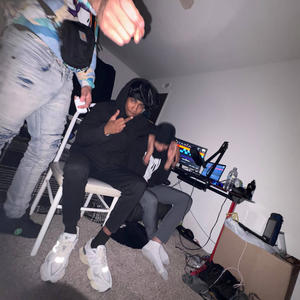 early bird (feat. Voexotiicz) (Explicit)