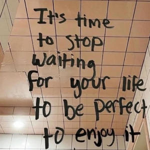 Superstars (feat. TOEKEIFF) (Explicit)