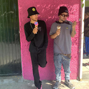 One Last Kiss (feat. R2-DO) (Explicit)