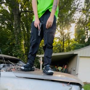 GIVE ME LIFE (feat. REDD40) (Explicit)